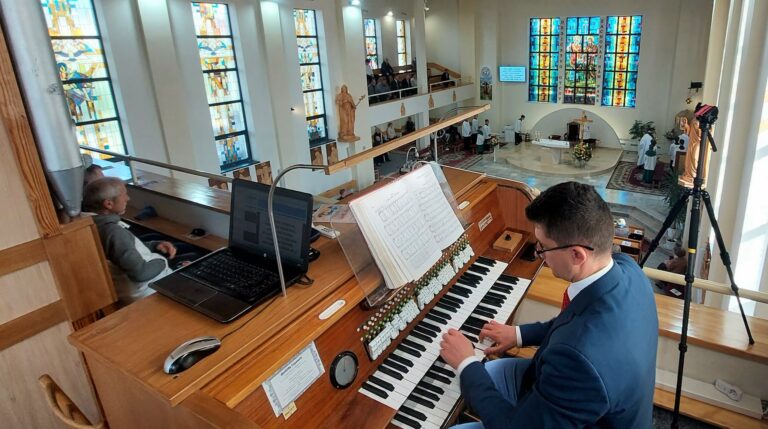 Organ Klusov